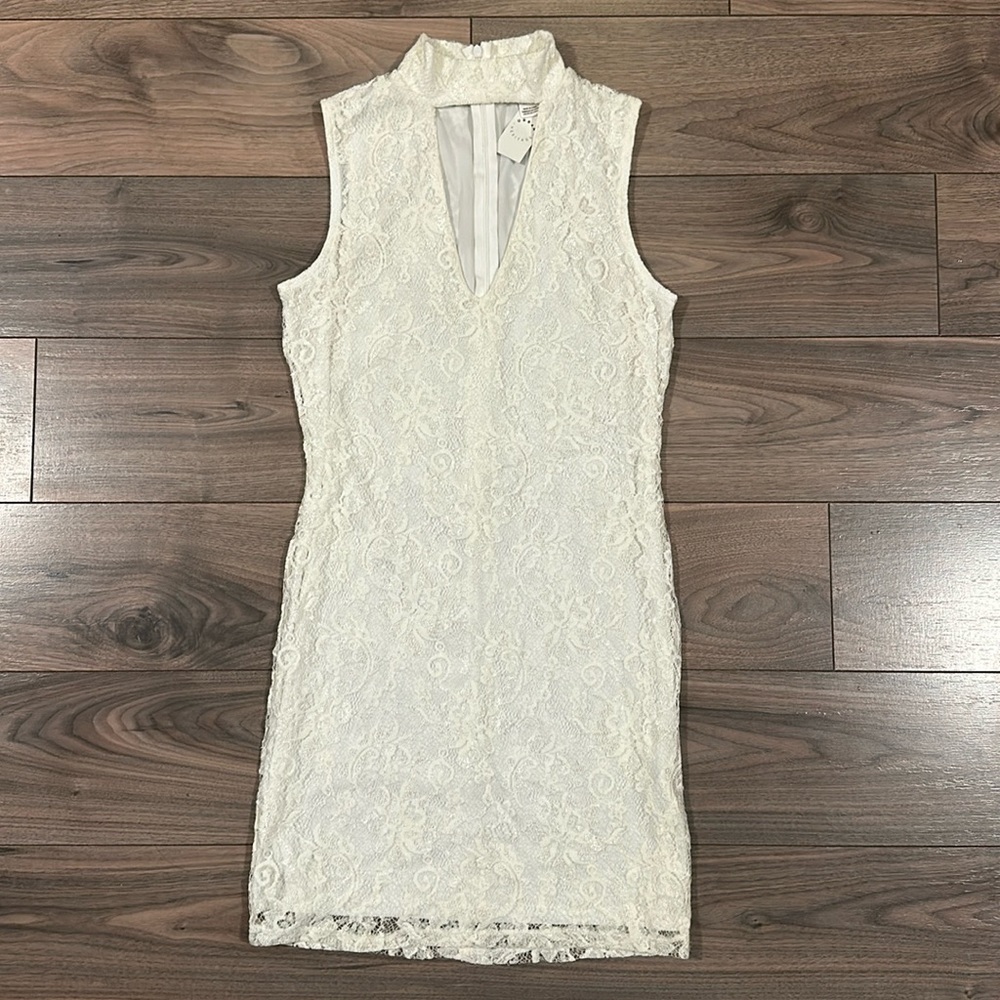 NWT Off-White Lace Dress - Size: Medium